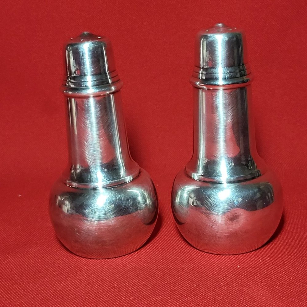 Vintage International Silver Silverplate Salt and Pepper Shakers with Original I